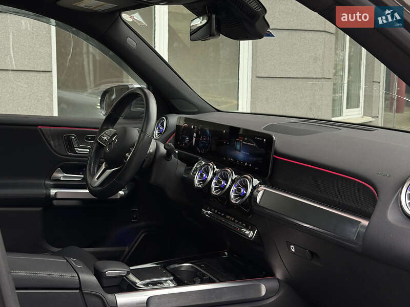 Внедорожник / Кроссовер Mercedes-Benz GLB-Class 2019 в Львове