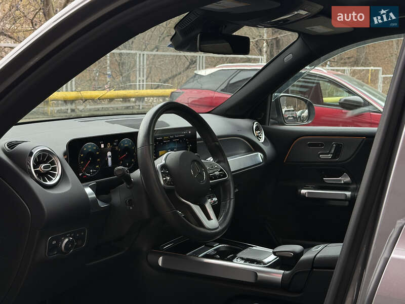 Внедорожник / Кроссовер Mercedes-Benz GLB-Class 2019 в Львове