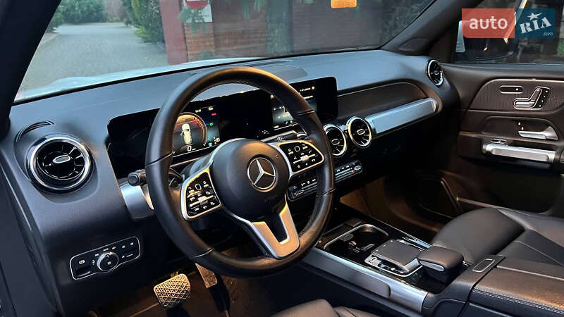 Внедорожник / Кроссовер Mercedes-Benz GLB-Class 2020 в Хмельницком