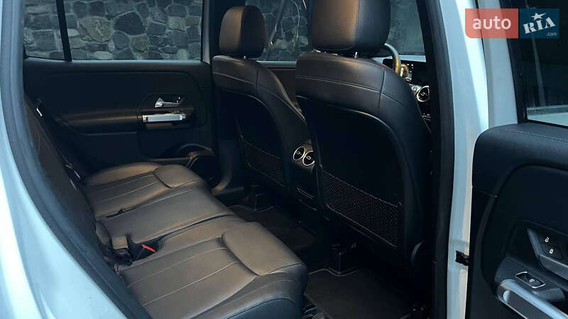 Внедорожник / Кроссовер Mercedes-Benz GLB-Class 2020 в Хмельницком