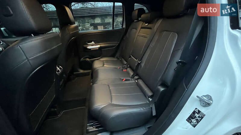 Внедорожник / Кроссовер Mercedes-Benz GLB-Class 2020 в Хмельницком