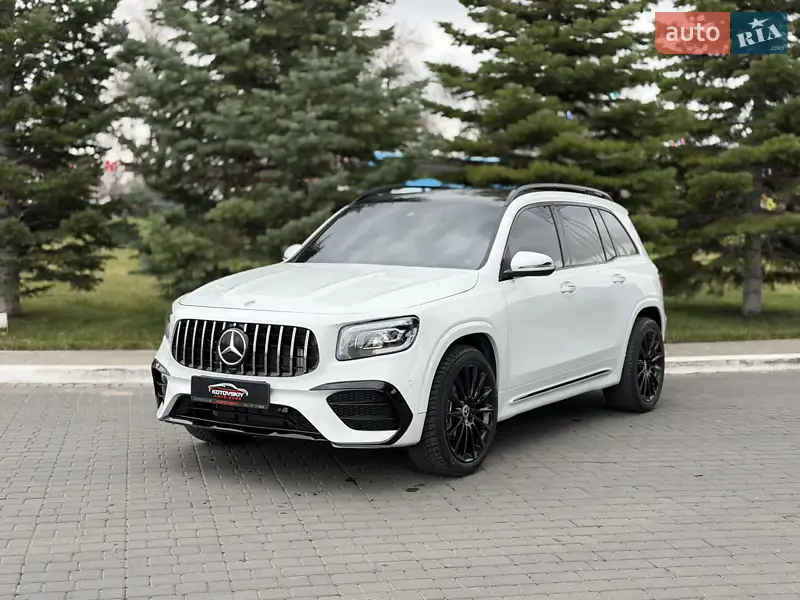 Mercedes-Benz GLB-Class 2021
