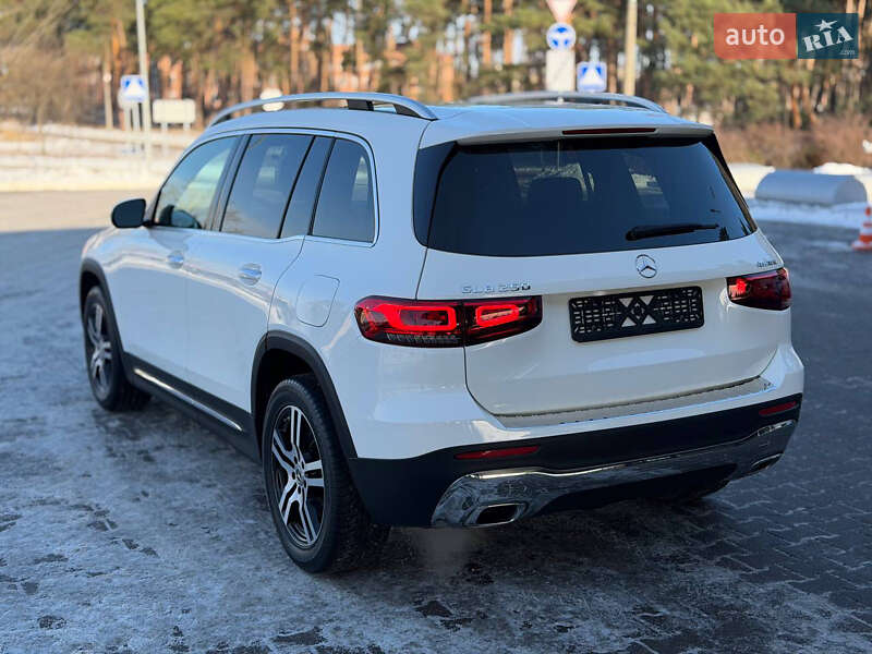 Внедорожник / Кроссовер Mercedes-Benz GLB-Class 2021 в Киеве фото 14 Внедорожник / Кроссовер Mercedes-Benz GLB-Class 2021 в Киеве