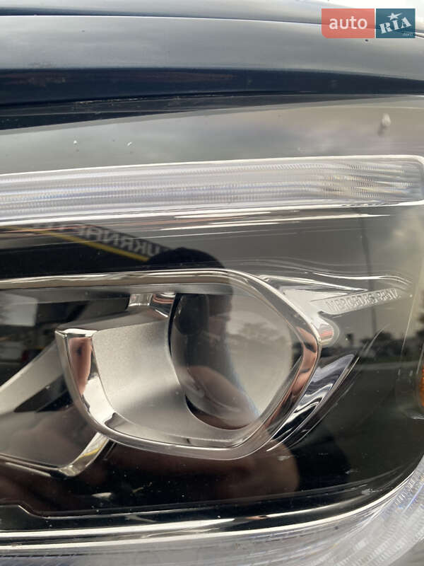 Внедорожник / Кроссовер Mercedes-Benz GLB-Class 2020 в Мукачево