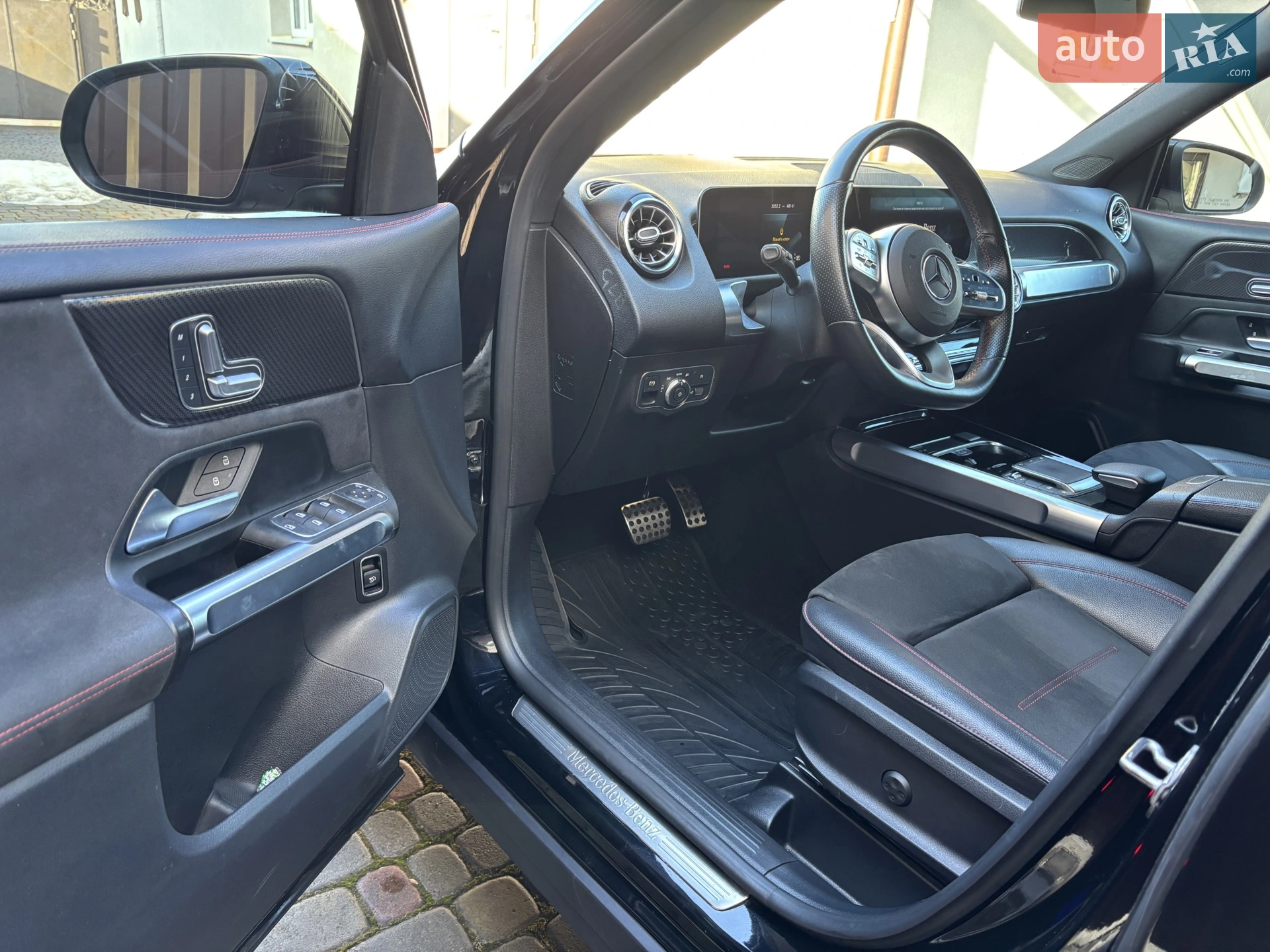 2021 Mercedes-Benz GLB - мініатюра 20