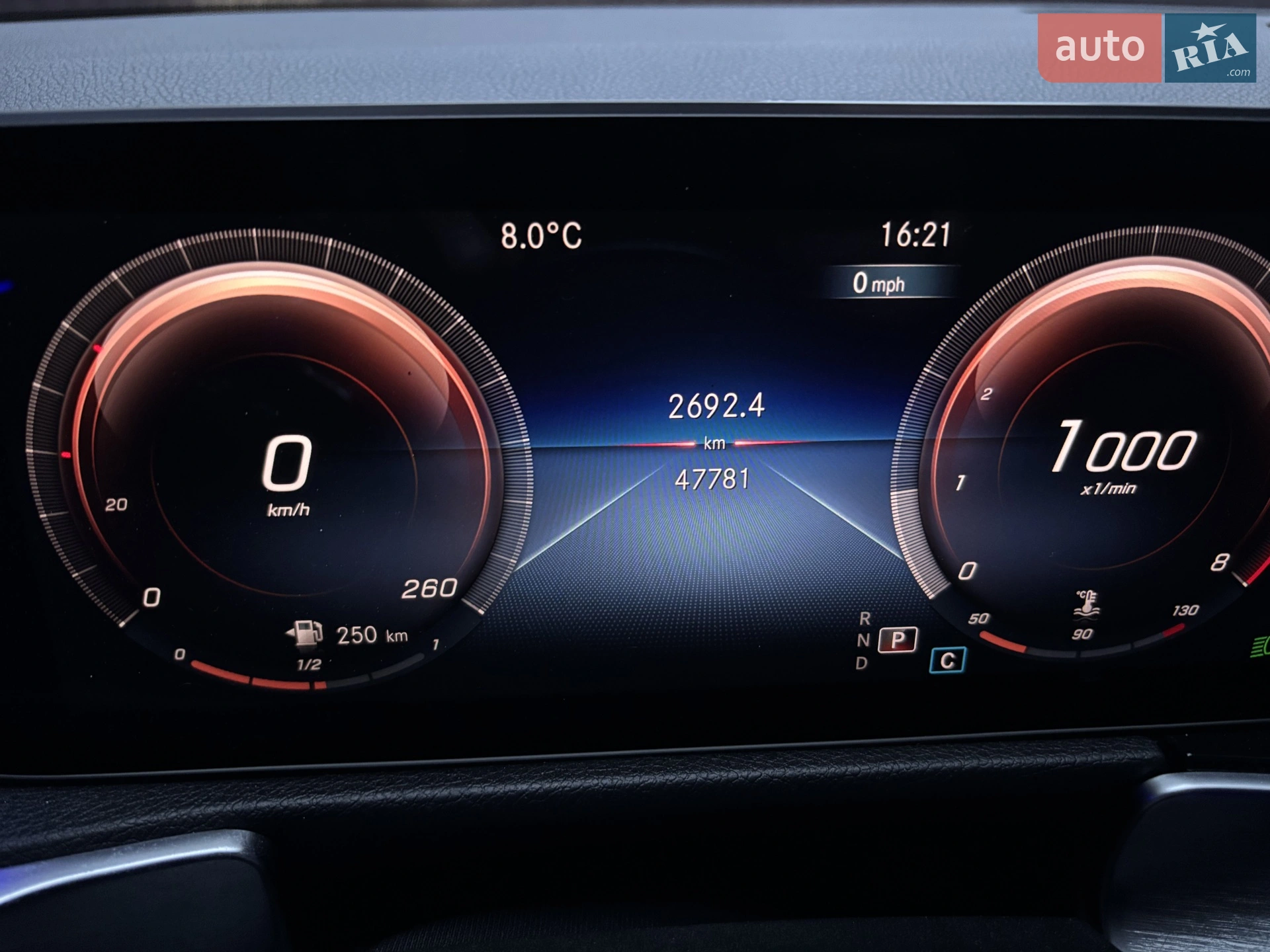 2021 Mercedes-Benz GLB - мініатюра 35