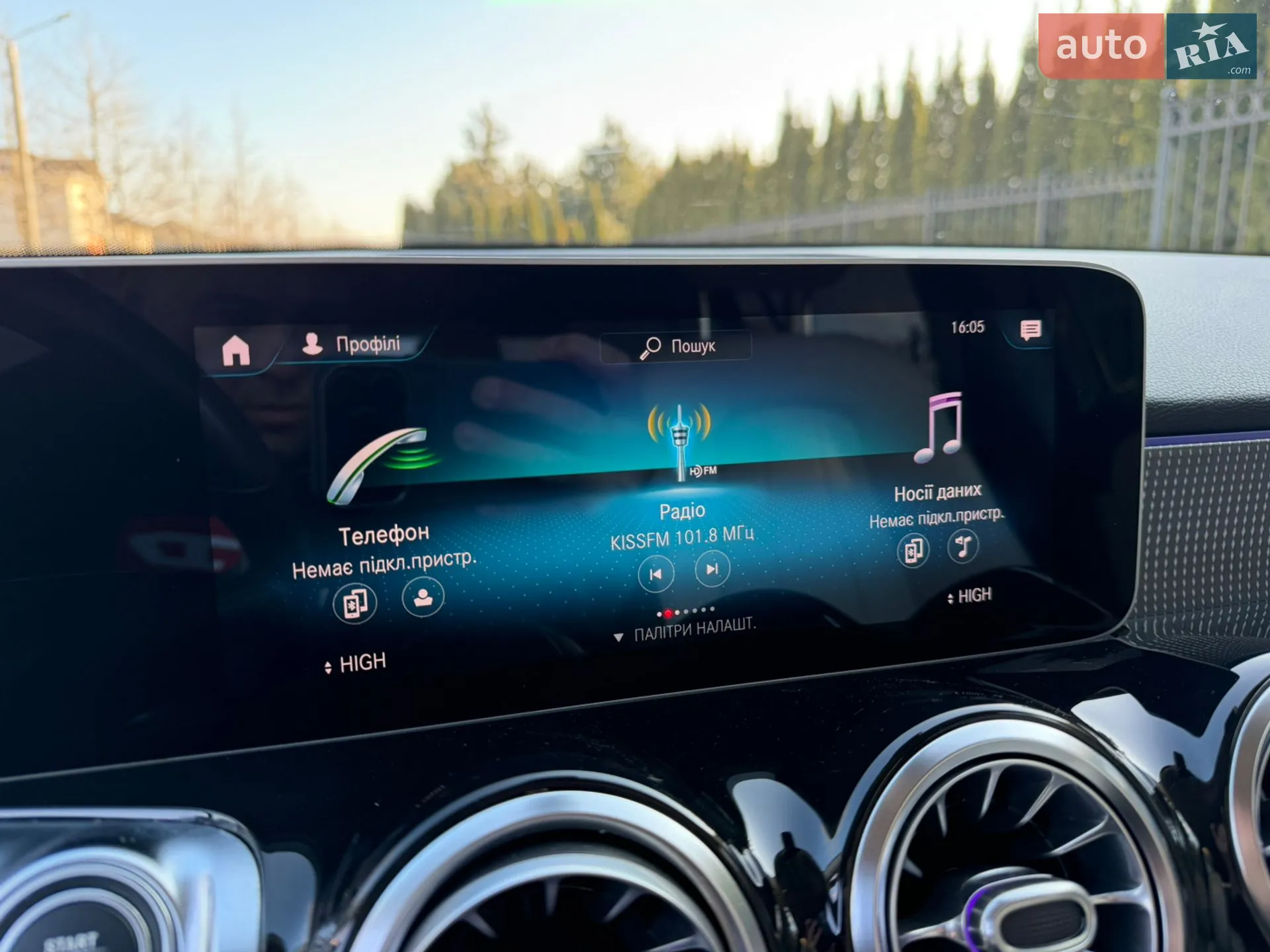2021 Mercedes-Benz GLB - мініатюра 26