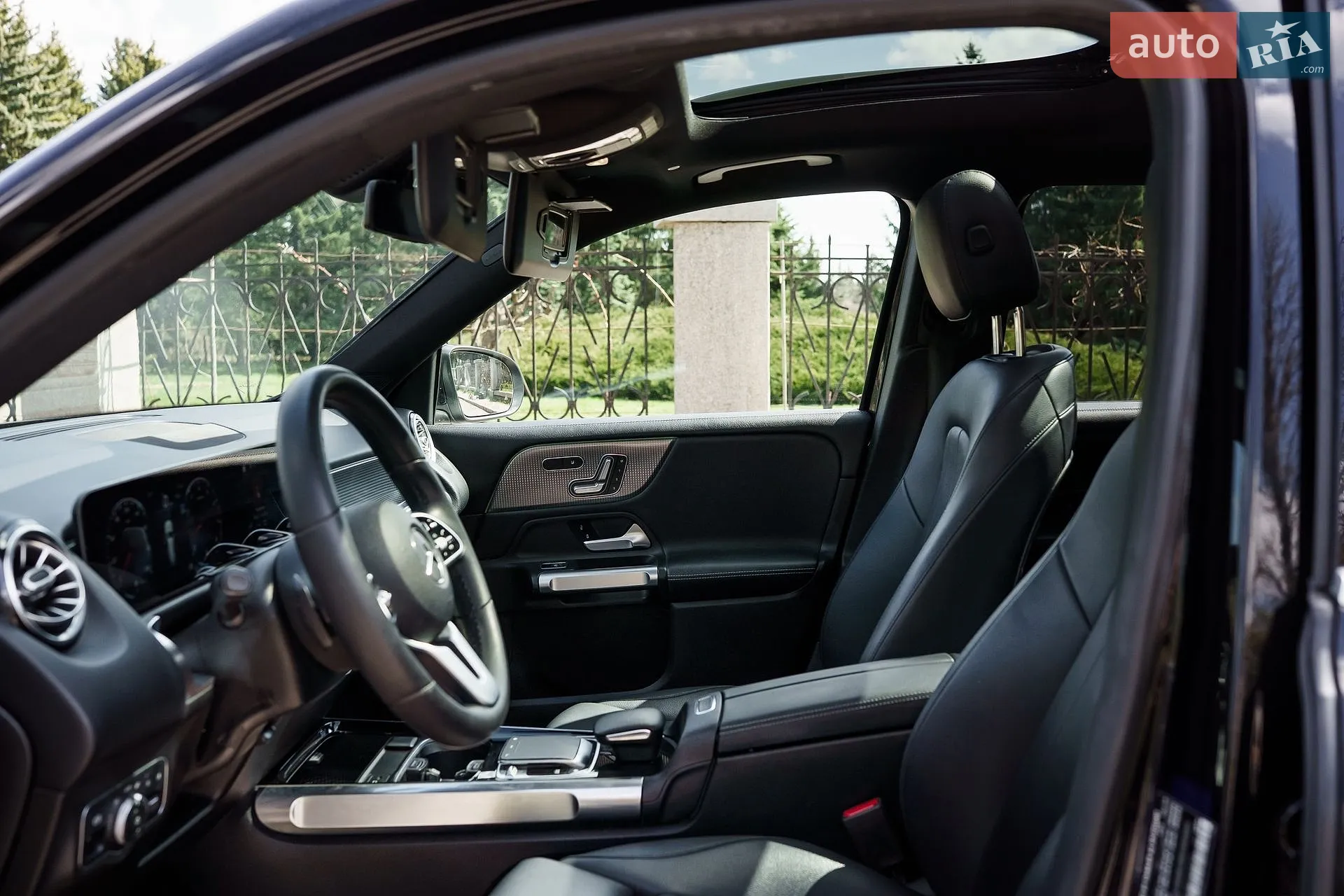 2019 Mercedes-Benz GLB - мініатюра 53