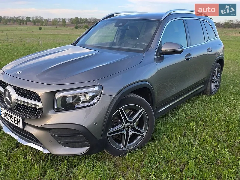 Mercedes-Benz GLB-Class 2021
