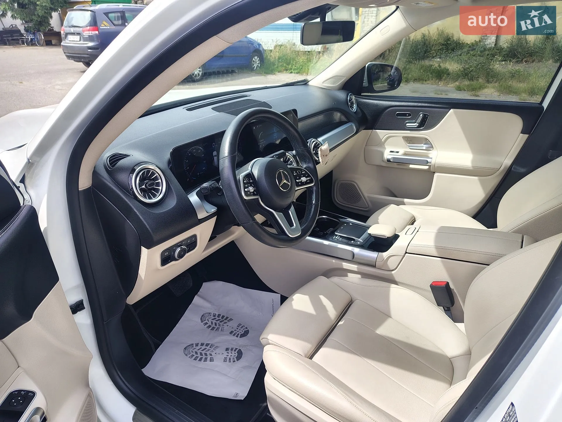 2022 Mercedes-Benz GLB - мініатюра 23