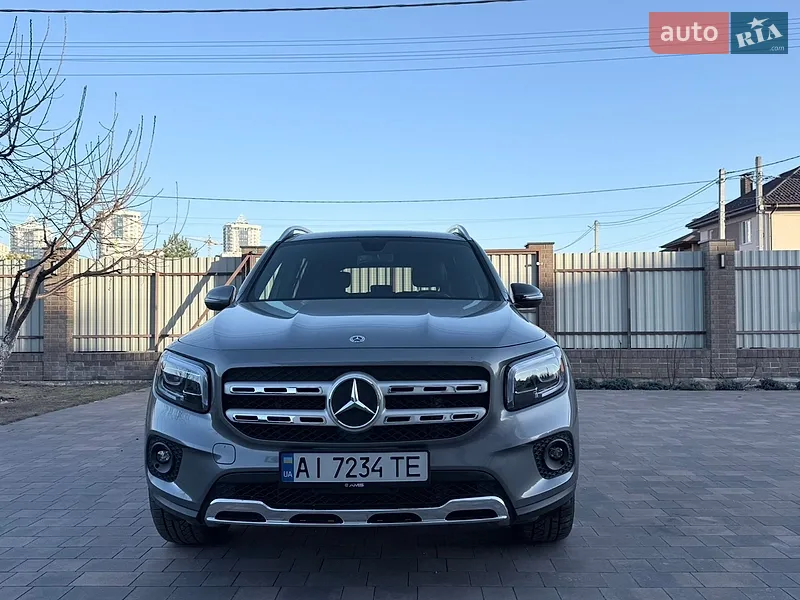 Mercedes-Benz GLB-Class 2021