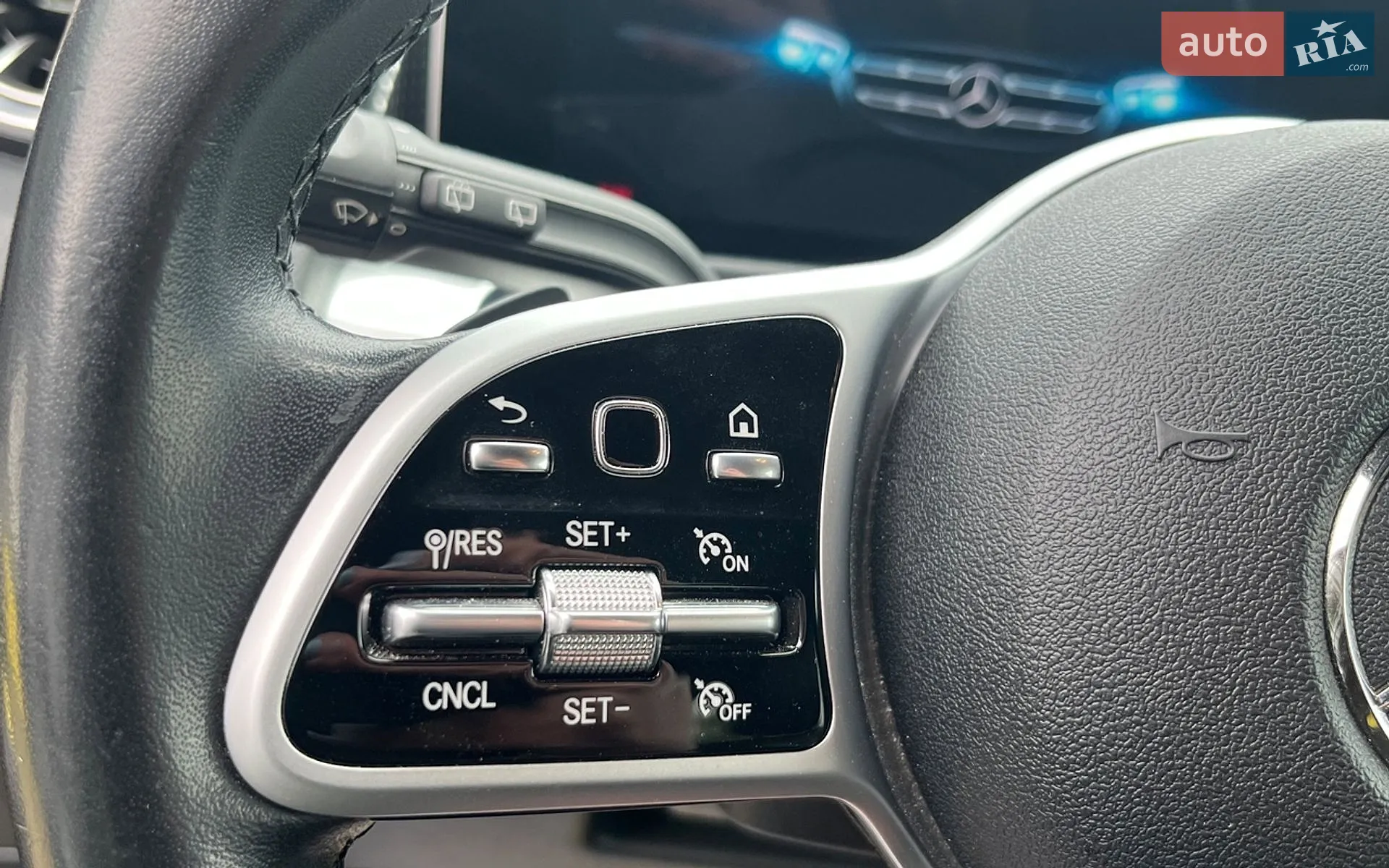 2019 Mercedes-Benz GLB - мініатюра 16