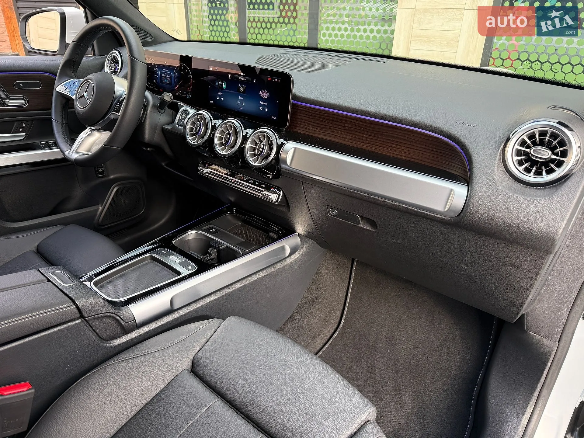 2024 Mercedes-Benz GLB - мініатюра 21
