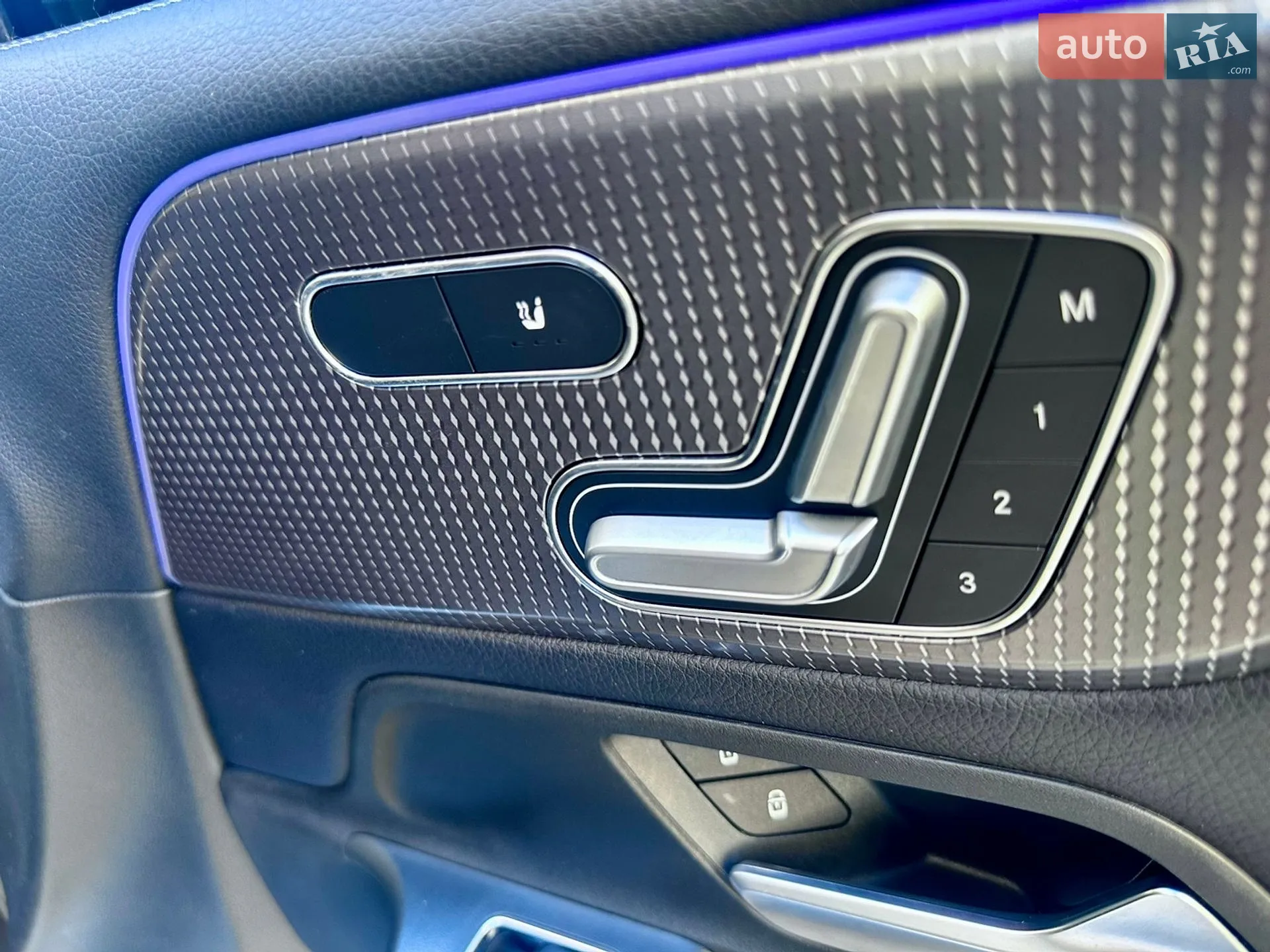 2021 Mercedes-Benz GLB - мініатюра 21