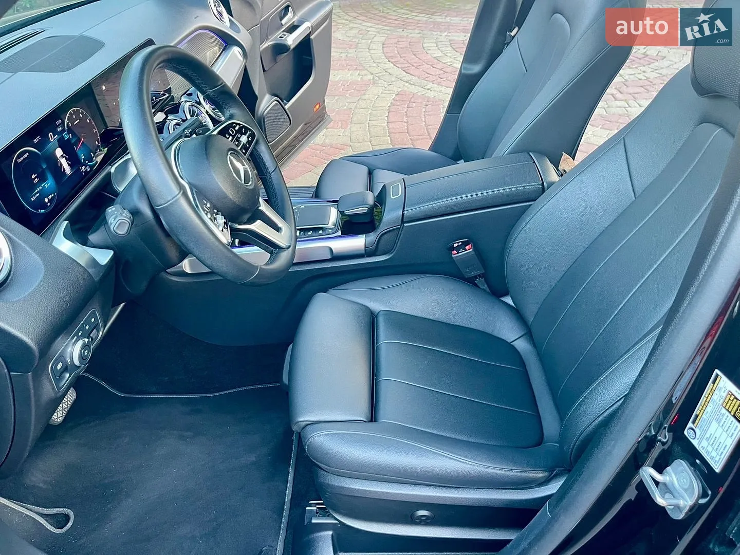 2023 Mercedes-Benz GLB - мініатюра 24
