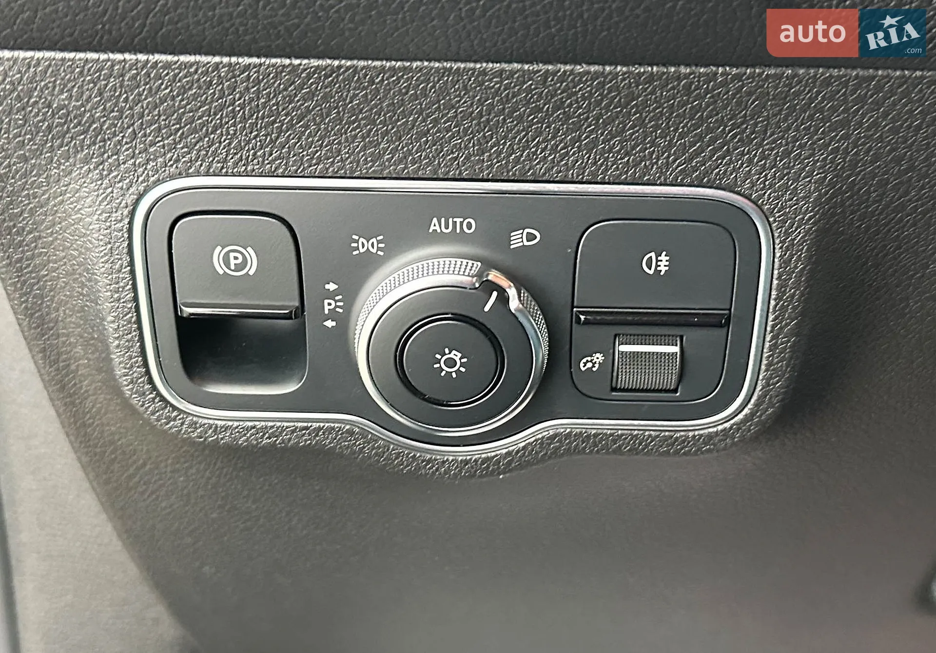 2021 Mercedes-Benz GLB - мініатюра 21