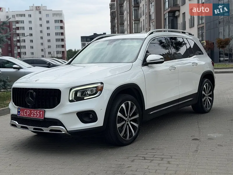 Mercedes-Benz GLB-Class 2021