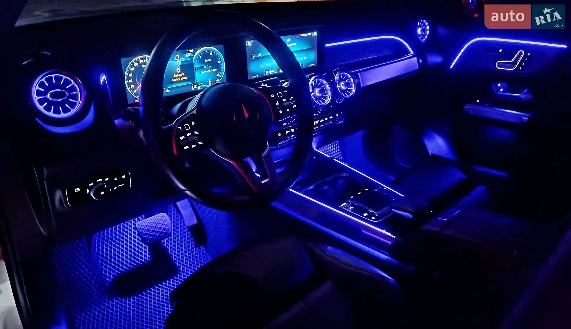 2019 Mercedes-Benz GLB - мініатюра 18