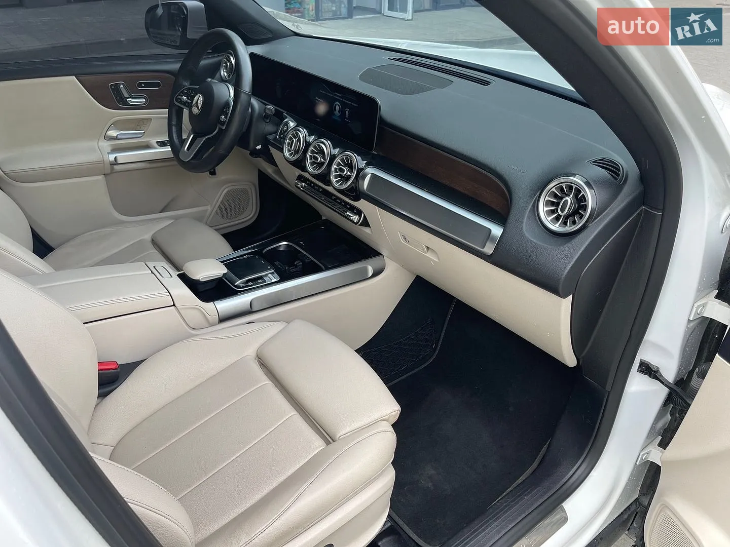 2020 Mercedes-Benz GLB - мініатюра 18