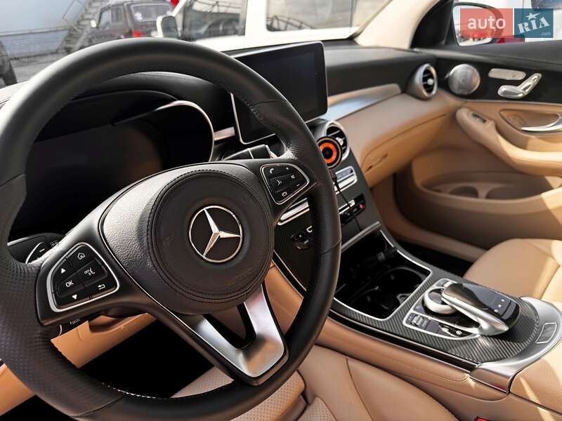 Позашляховик / Кросовер Mercedes-Benz GLC-Class Coupe 2017 в Києві