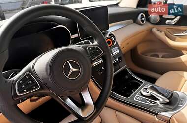 Внедорожник / Кроссовер Mercedes-Benz GLC-Class Coupe 2017 в 
