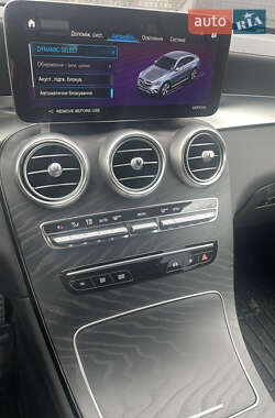 Внедорожник / Кроссовер Mercedes-Benz GLC-Class Coupe 2022 в 