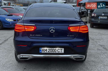 Позашляховик / Кросовер Mercedes-Benz GLC-Class Coupe 2017 в 
