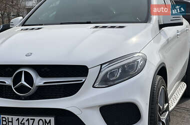 Внедорожник / Кроссовер Mercedes-Benz GLC-Class Coupe 2016 в 