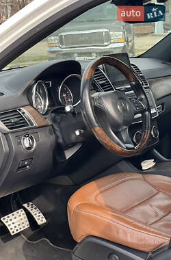 Внедорожник / Кроссовер Mercedes-Benz GLC-Class Coupe 2016 в 