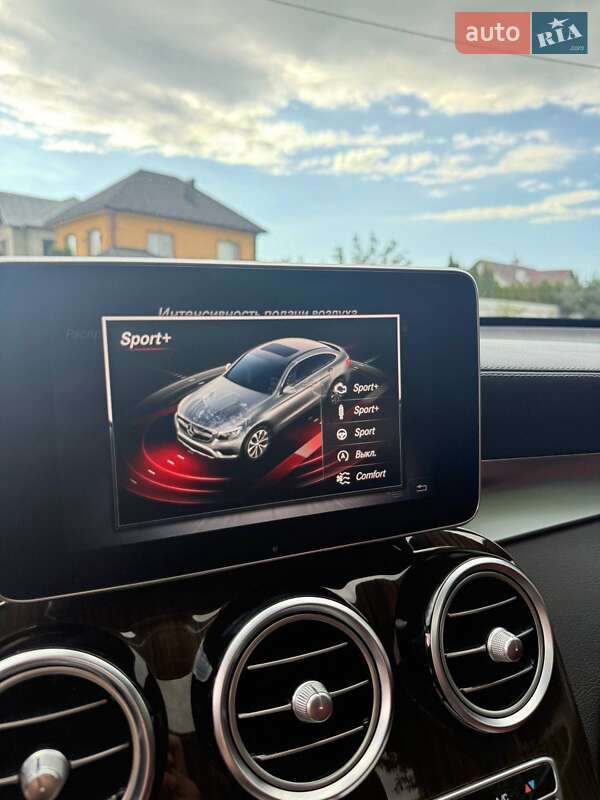 Позашляховик / Кросовер Mercedes-Benz GLC-Class Coupe 2019 в Івано-Франківську