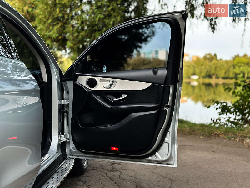 Внедорожник / Кроссовер Mercedes-Benz GLC-Class Coupe 2018 в Ровно фото 70 Внедорожник / Кроссовер Mercedes-Benz GLC-Class Coupe 2018 в Ровно