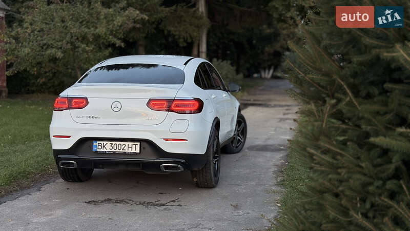 Позашляховик / Кросовер Mercedes-Benz GLC-Class Coupe 2020 в Млиніві