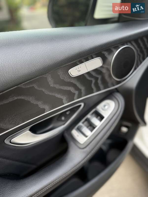 Внедорожник / Кроссовер Mercedes-Benz GLC-Class Coupe 2017 в Киеве