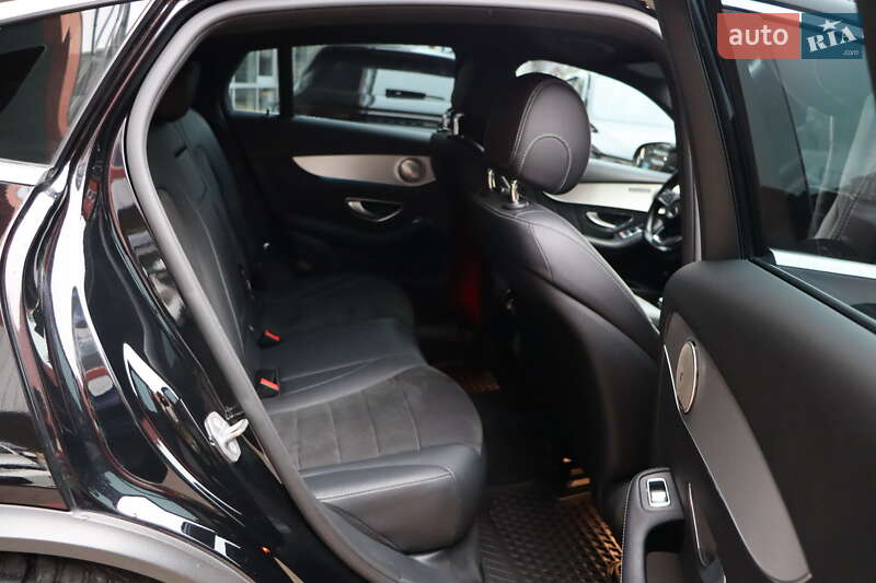 Внедорожник / Кроссовер Mercedes-Benz GLC-Class Coupe 2017 в Львове фото 45 Внедорожник / Кроссовер Mercedes-Benz GLC-Class Coupe 2017 в Львове