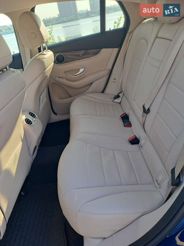 Внедорожник / Кроссовер Mercedes-Benz GLC-Class Coupe 2017 в Киеве