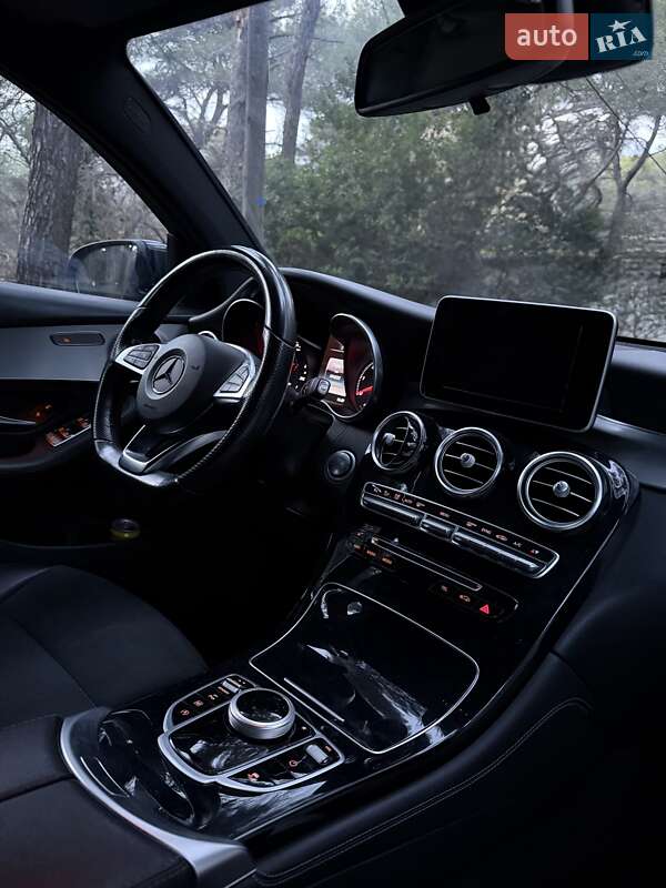 Позашляховик / Кросовер Mercedes-Benz GLC-Class Coupe 2018 в Львові