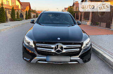 Внедорожник / Кроссовер Mercedes-Benz GLC-Class 2016 в 