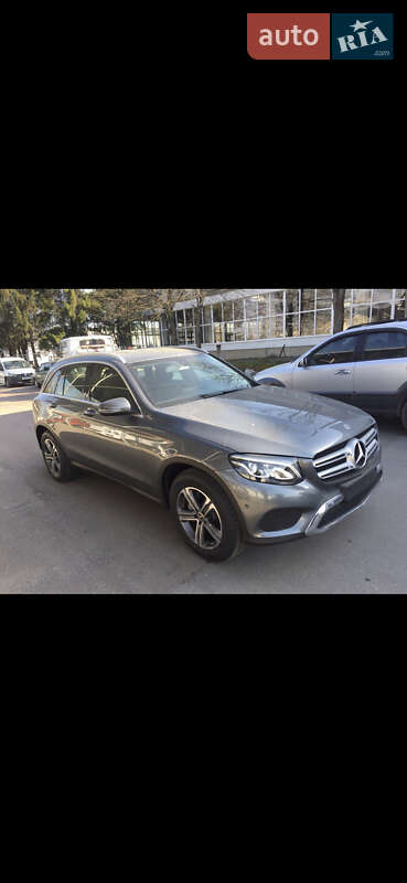Внедорожник / Кроссовер Mercedes-Benz GLC-Class 2017 в Черновцах