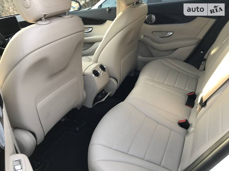 Внедорожник / Кроссовер Mercedes-Benz GLC-Class 2016 в Киеве фото 11 Внедорожник / Кроссовер Mercedes-Benz GLC-Class 2016 в Киеве