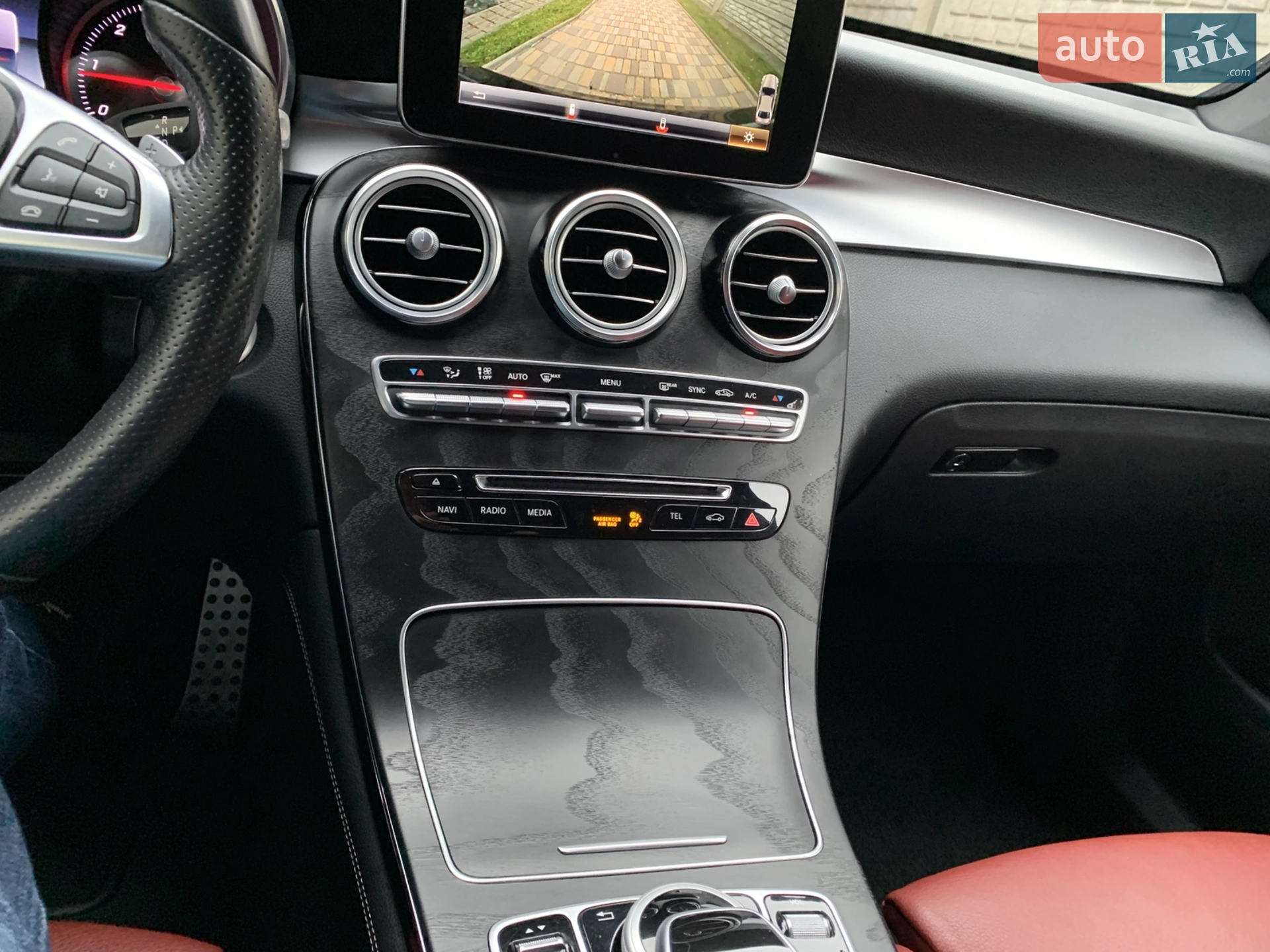 Mercedes-Benz GLC-Class 2017 VIN WDC2533051F257785 фото оголошення 29 з 101