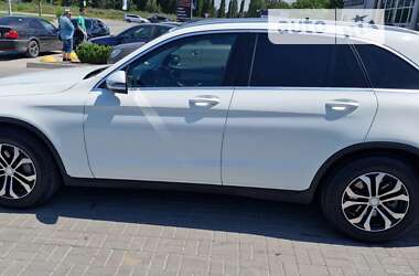 Внедорожник / Кроссовер Mercedes-Benz GLC-Class 2016 в 
