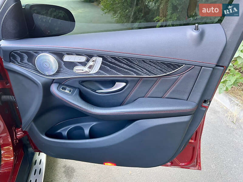 Внедорожник / Кроссовер Mercedes-Benz GLC-Class 2019 в Днепре фото 38 Внедорожник / Кроссовер Mercedes-Benz GLC-Class 2019 в Днепре