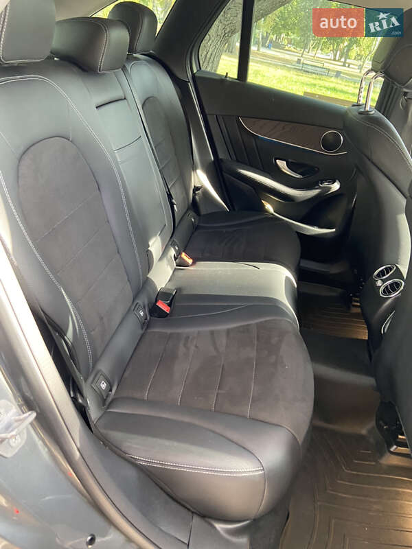 Позашляховик / Кросовер Mercedes-Benz GLC-Class 2019 в Києві