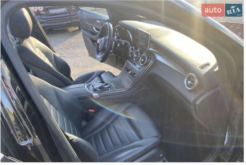 Внедорожник / Кроссовер Mercedes-Benz GLC-Class 2016 в Бродах фото 3 Внедорожник / Кроссовер Mercedes-Benz GLC-Class 2016 в Бродах