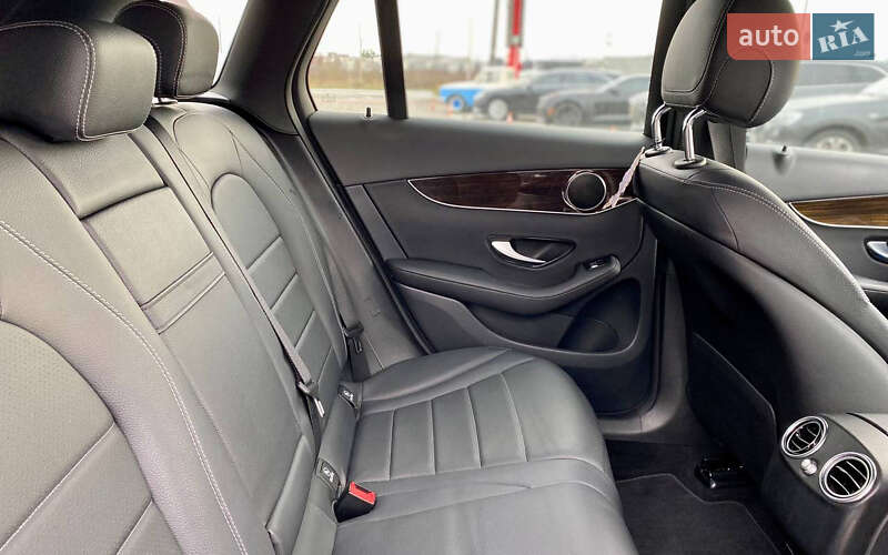 Позашляховик / Кросовер Mercedes-Benz GLC-Class 2019 в Мукачевому