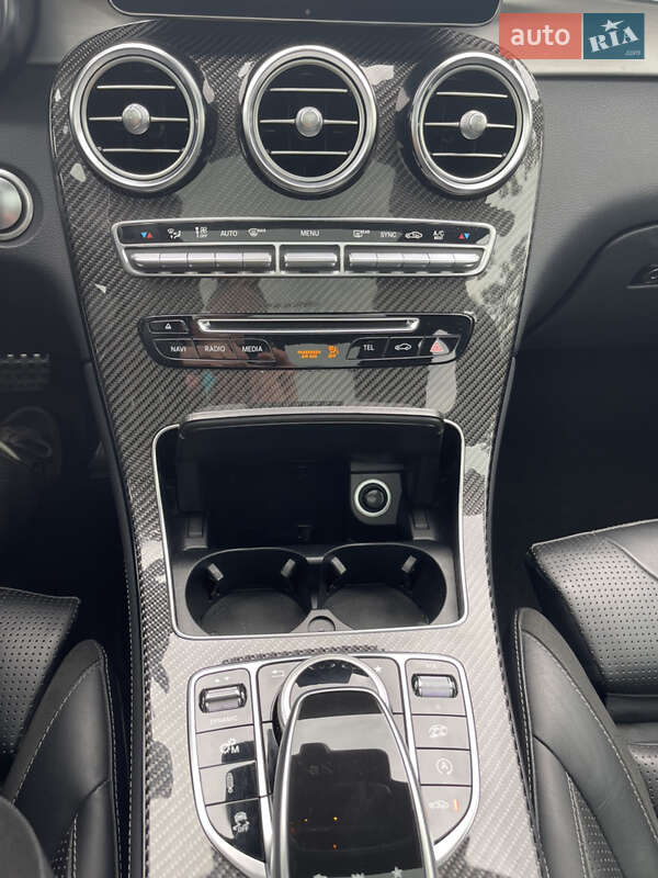 Внедорожник / Кроссовер Mercedes-Benz GLC-Class 2018 в Днепре