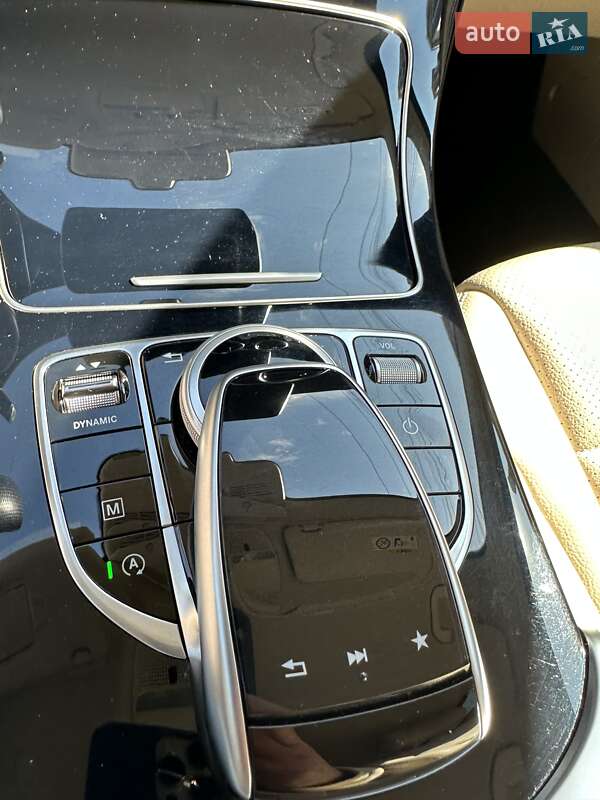 Внедорожник / Кроссовер Mercedes-Benz GLC-Class 2019 в Ужгороде