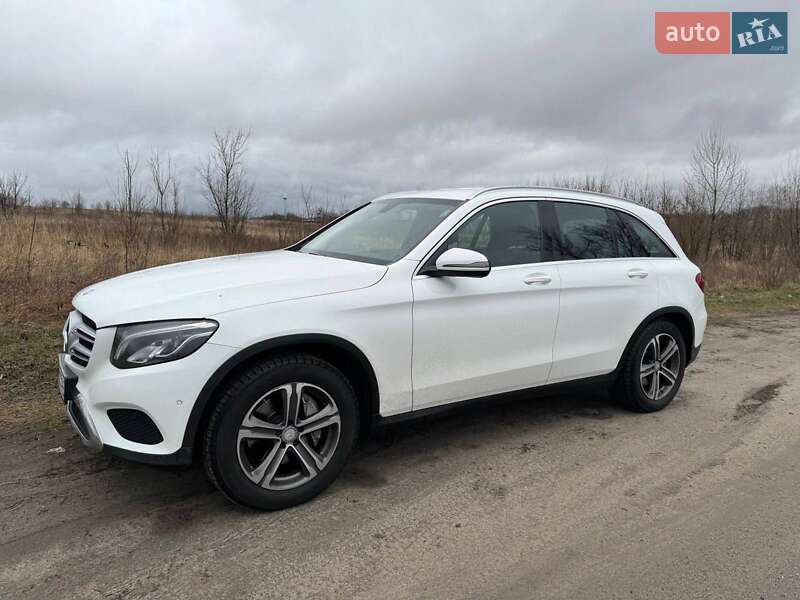Внедорожник / Кроссовер Mercedes-Benz GLC-Class 2016 в Киеве фото 6 Внедорожник / Кроссовер Mercedes-Benz GLC-Class 2016 в Киеве