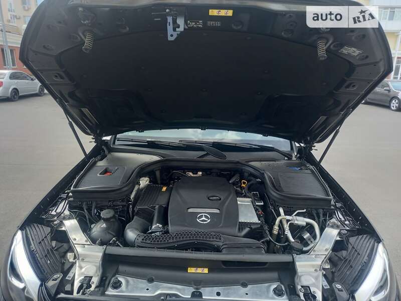 Внедорожник / Кроссовер Mercedes-Benz GLC-Class 2017 в Николаеве