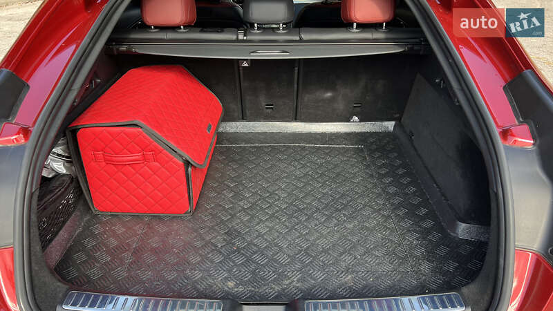 Внедорожник / Кроссовер Mercedes-Benz GLC-Class 2018 в Запорожье